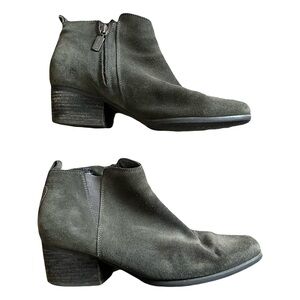 Blondo Dark Olive Green Waterproof Suede Ankle Boots Booties Size 8 Women’s